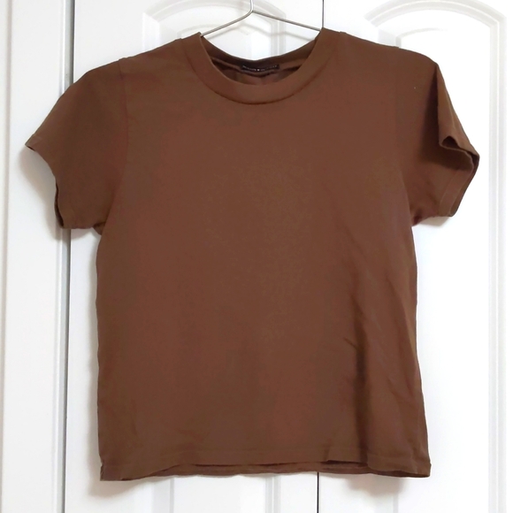 Brandy Melville Tops - Brandy Melville brown crop Tee